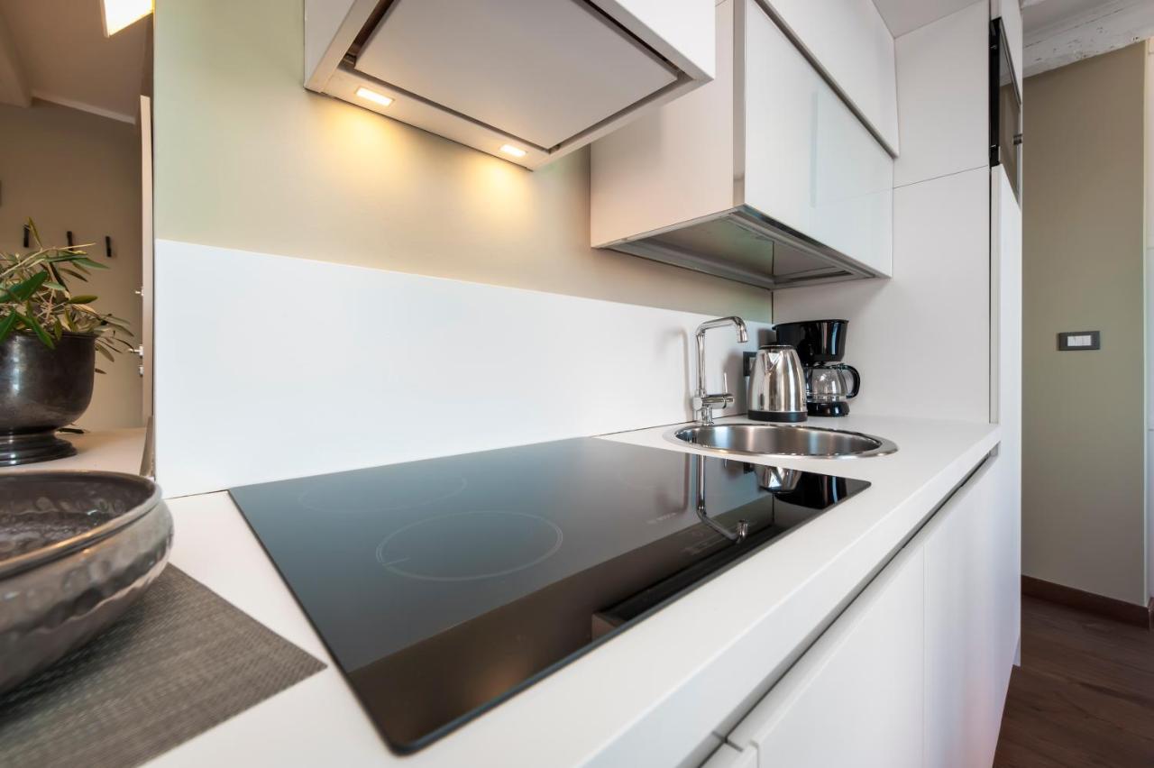 Apartment Mediterraneo 罗维尼 外观 照片