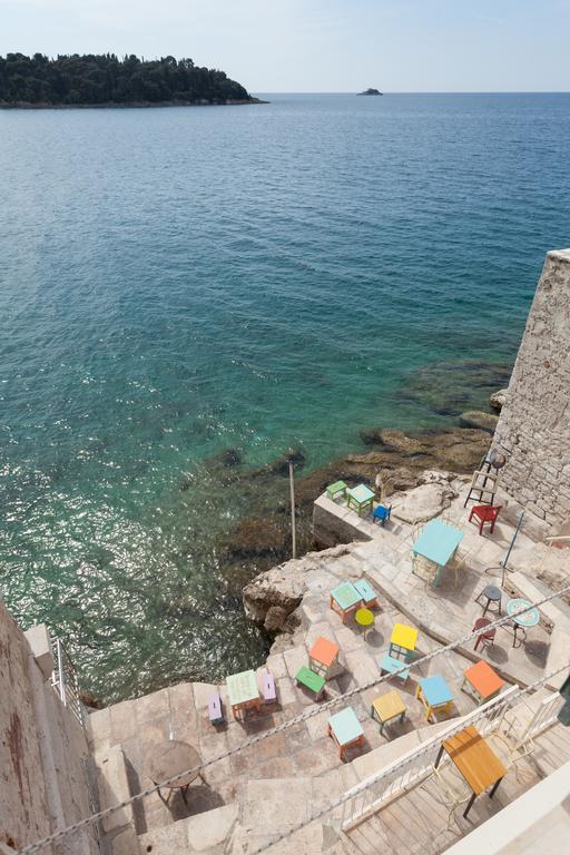 Apartment Mediterraneo 罗维尼 外观 照片